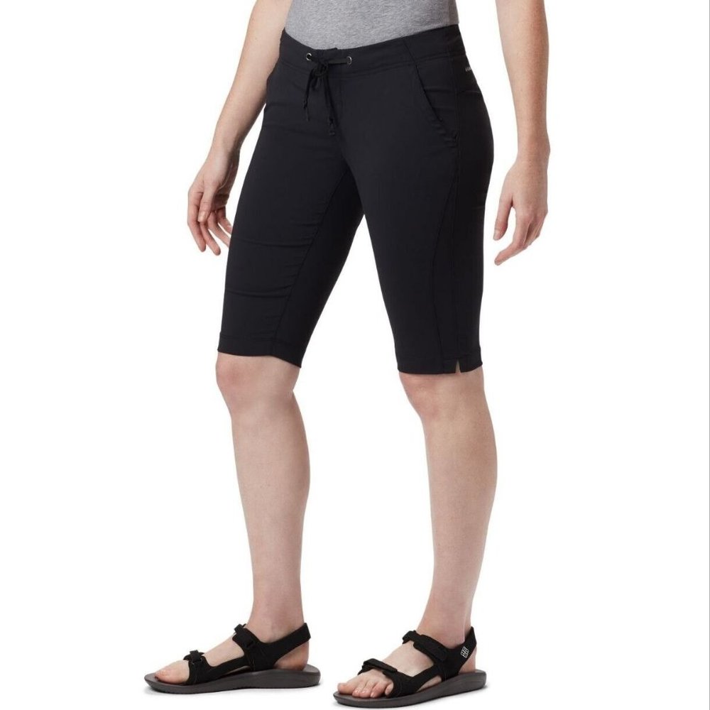 Columbia Omni-Shield Women Shorts - Size S - Black (2 items)